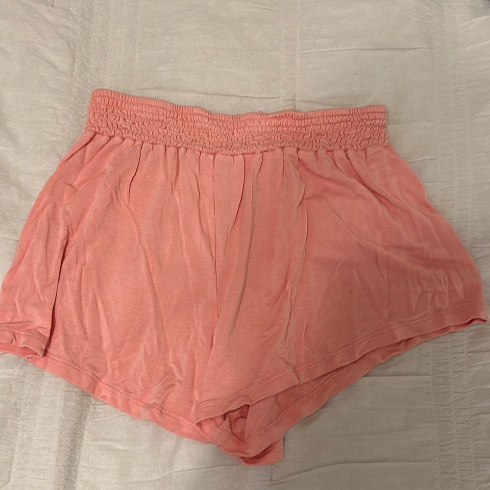 Vestique Pink Shorts
